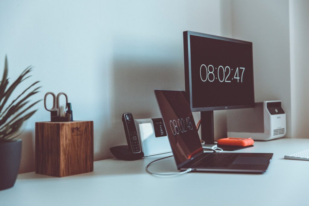 Berita PPKM terbaru diperpanjang? Tentukan Jam Kerja selama Work From Home Berita PPKM terbaru diperpanjang? Tentukan Jam Kerja selama Work From Home